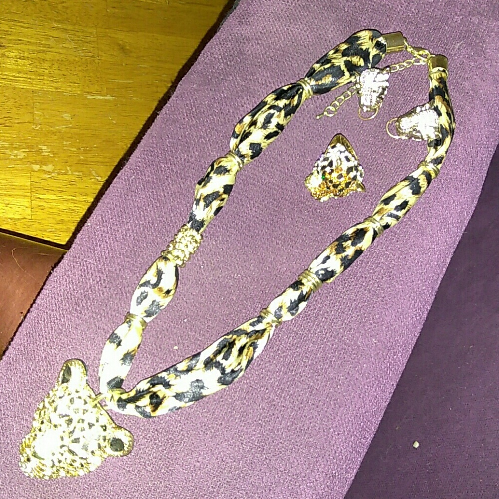 LEOPARED 4 PIECE SET (JEWELRY)